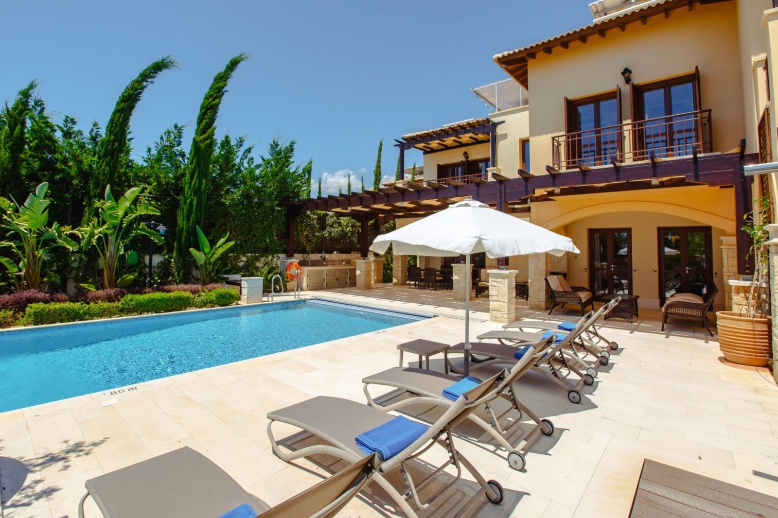 Villa for sale in Aphrodite Hills Koukila in Paphos
Beautiful 3 bedroom villa, south-facing site offering fabulous sea views and is just a short strol