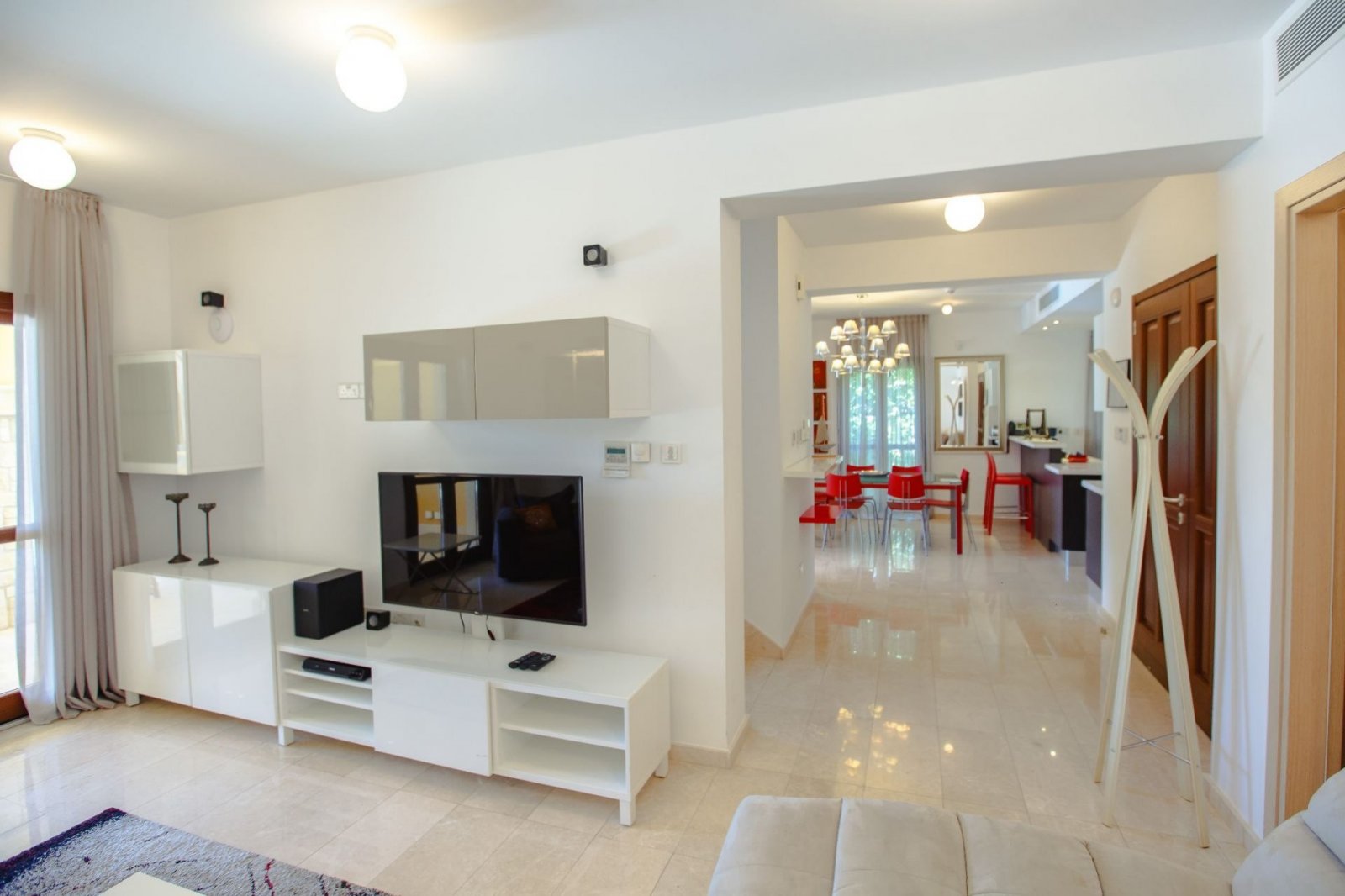 Villa for sale in Aphrodite Hills Koukila in Paphos
Beautiful 3 bedroom villa, south-facing site offering fabulous sea views and is just a short strol