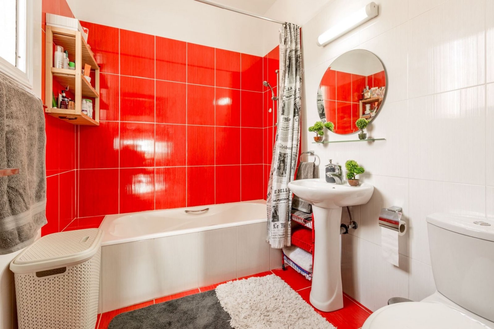 For sale is a spacious Top Floor three Bedroom Resale apartment located in the vibrant center of Paphos. This top-floor residence offers an internal s