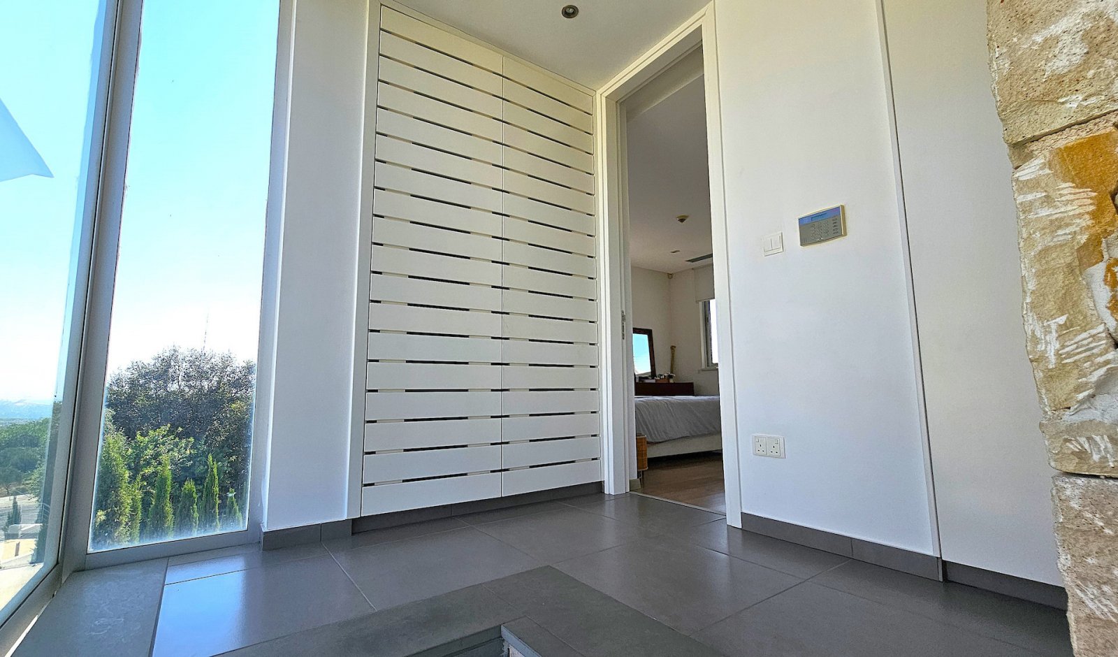 Modern 5-Bedroom Villa for Sale in Konia, Paphos – Ideal Investment in Cyprus
Discover this exceptional villa for sale in Konia, Paphos, offering the
