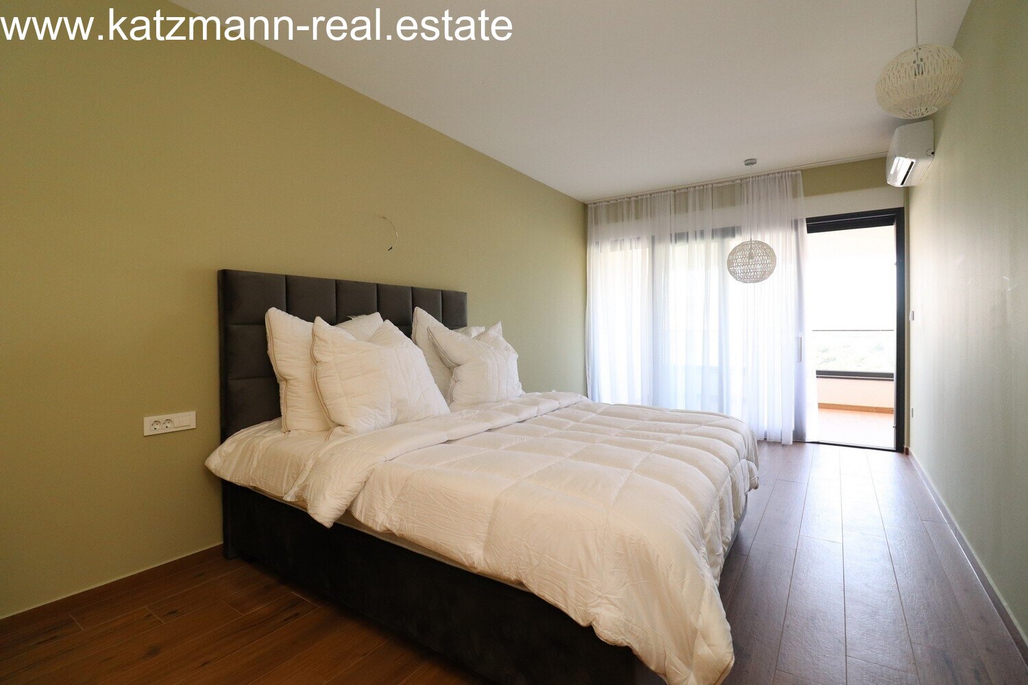 Exklusive Neubau-Villa mit Infinity- Pool und Meerblick - Vodice