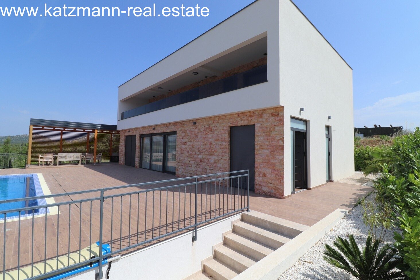 Exklusive Neubau-Villa mit Infinity- Pool und Meerblick - Vodice