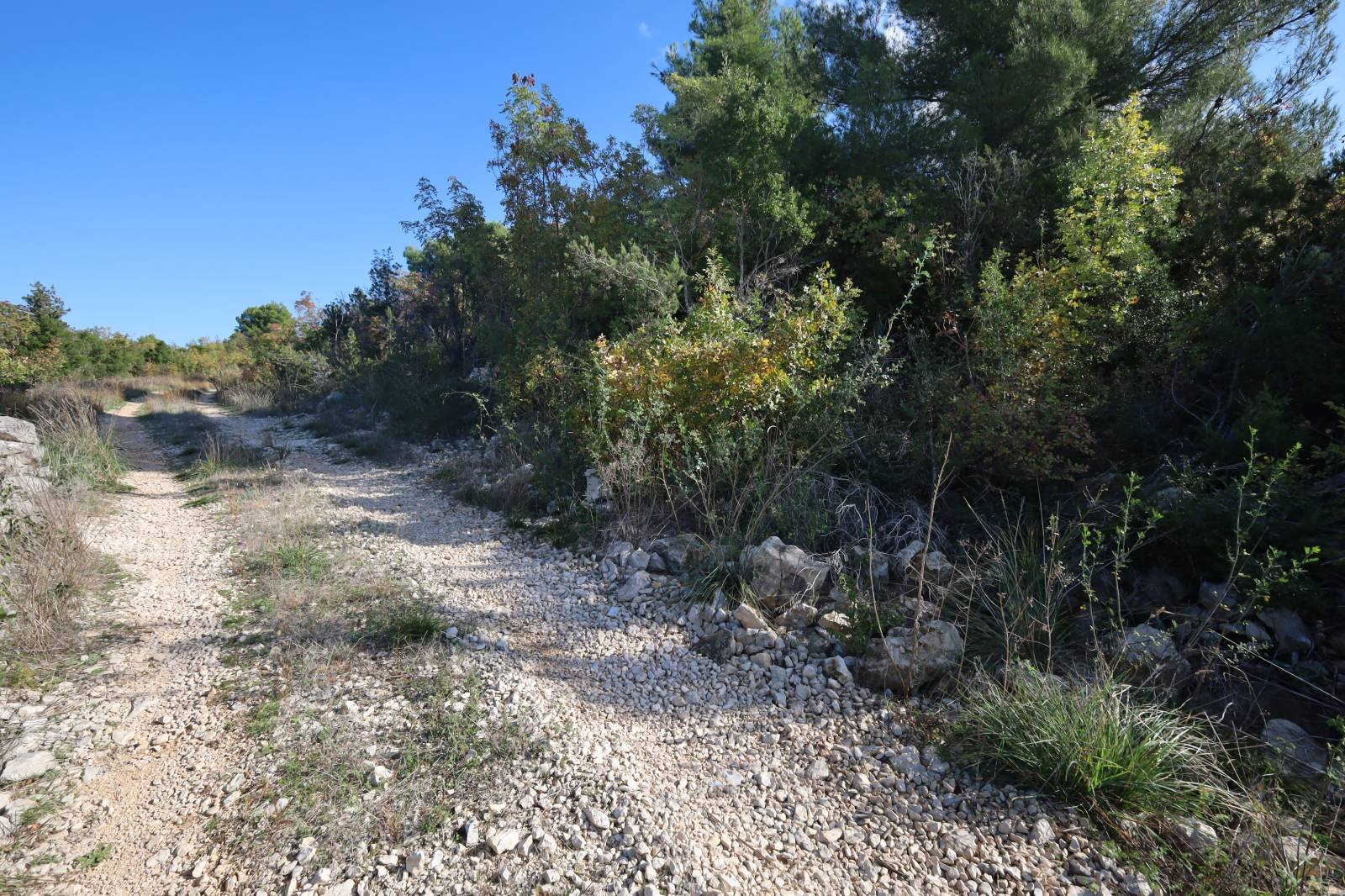 633727 - Grundstück in Šibenik - Okolica