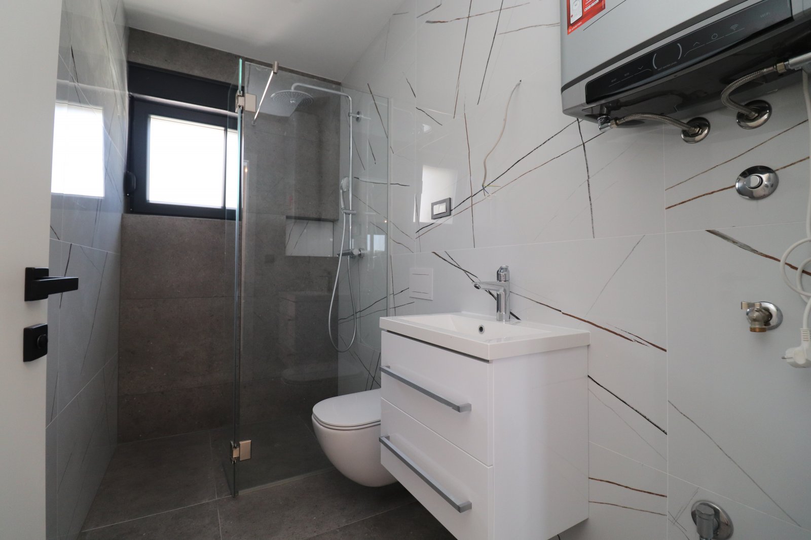 273712 - Wohnung in Murter