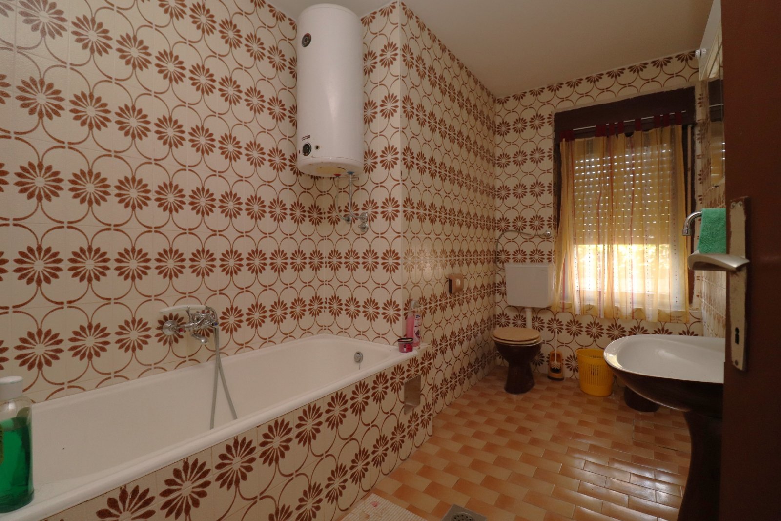 280073 - Villa in Vodice