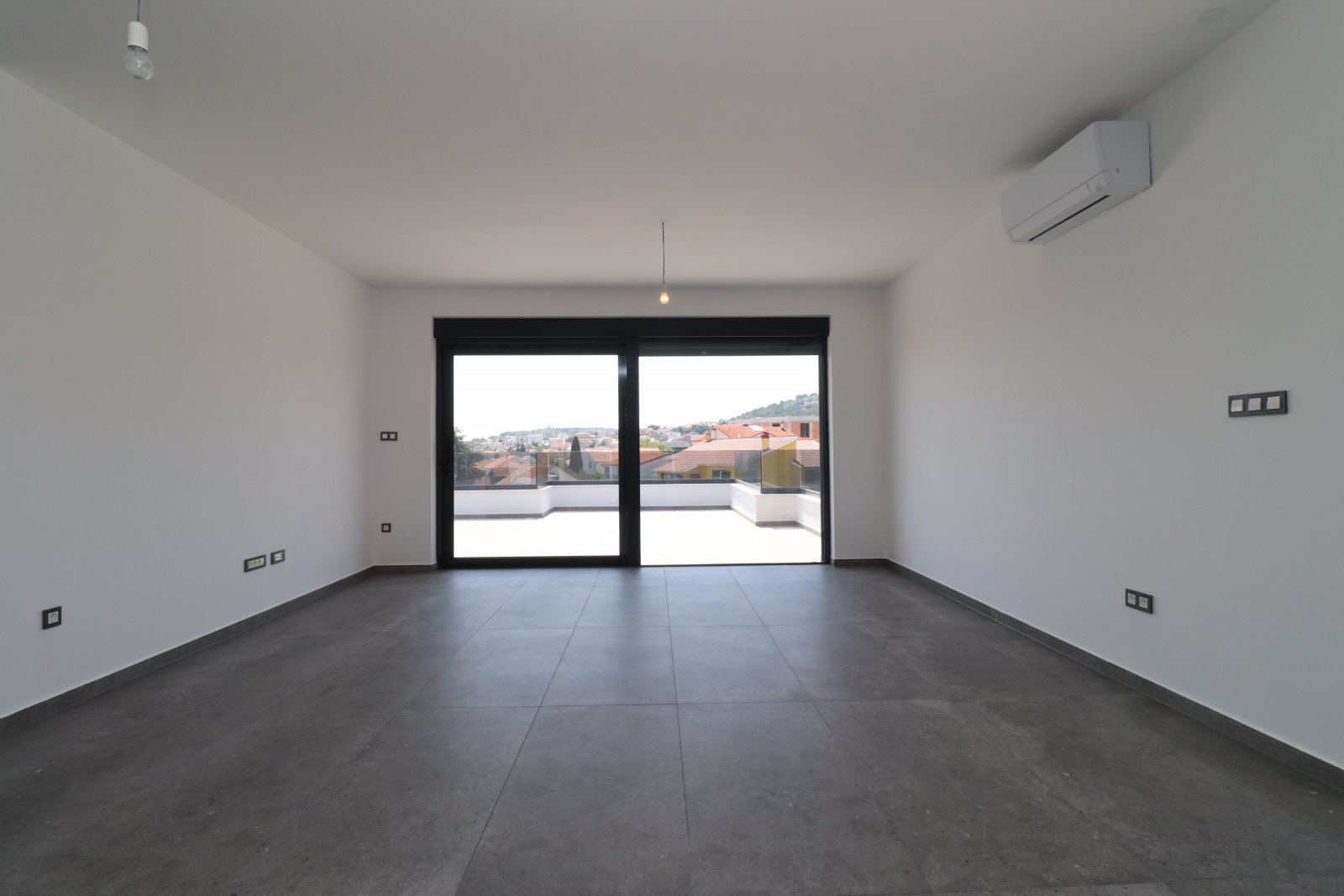 273709 - Wohnung in Murter