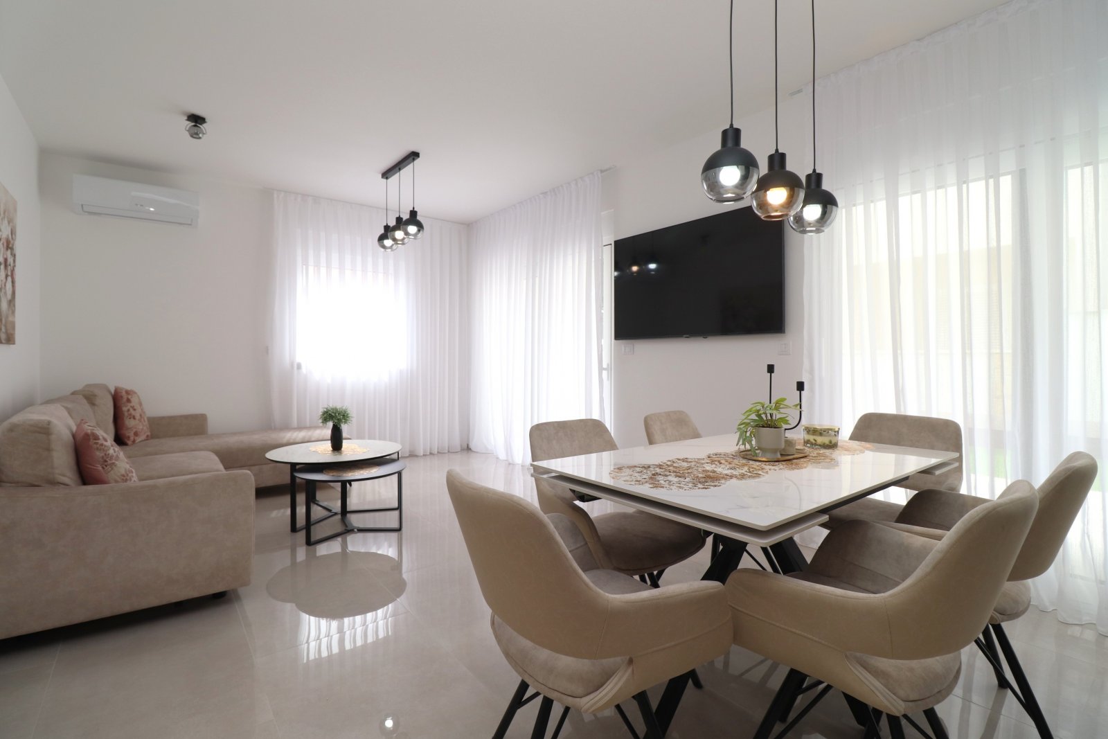 303244 - Villa in Vodice