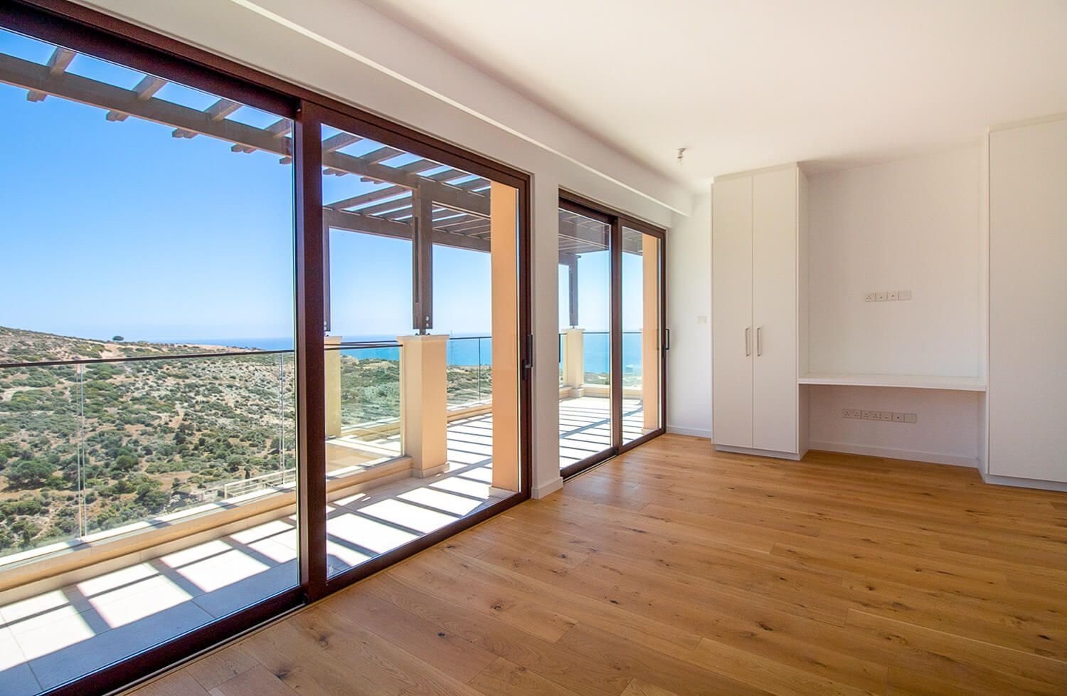 FOR SALE LUXURY VILLA AT THE LUXURY APHRODITE HILLS RESORT IN PAPHOS.

The new project at the “European Golf Resort of the Year 2018”  is situated in 