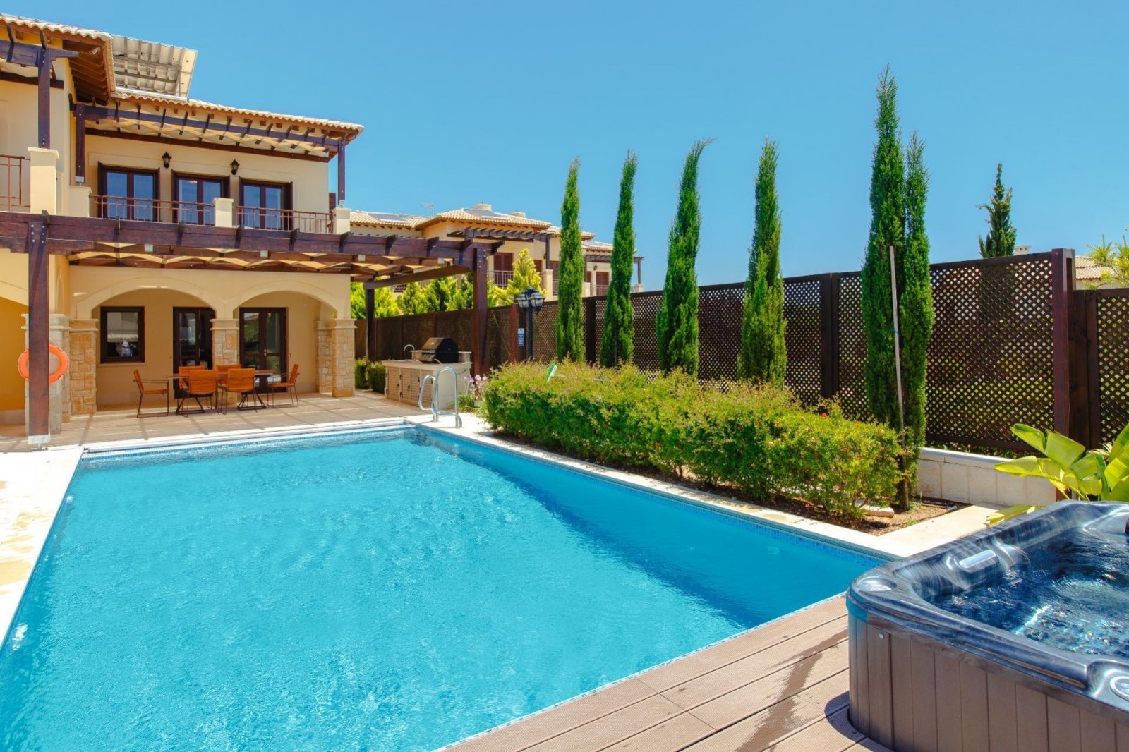 Villa for sale in Aphrodite Hills Koukila in Paphos
Beautiful 3 bedroom villa, south-facing site offering fabulous sea views and is just a short strol