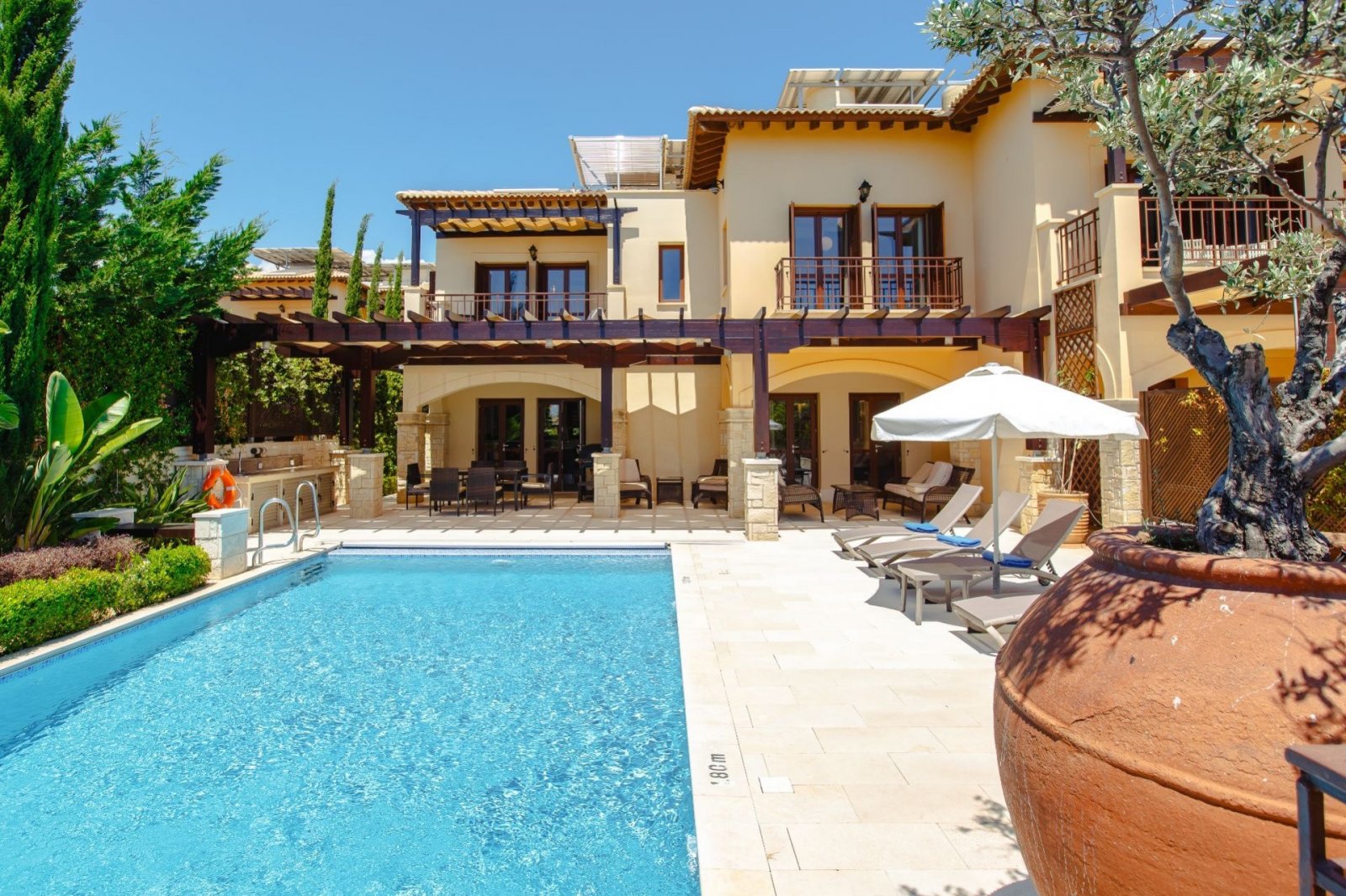 Villa for sale in Aphrodite Hills Koukila in Paphos
Beautiful 3 bedroom villa, south-facing site offering fabulous sea views and is just a short strol