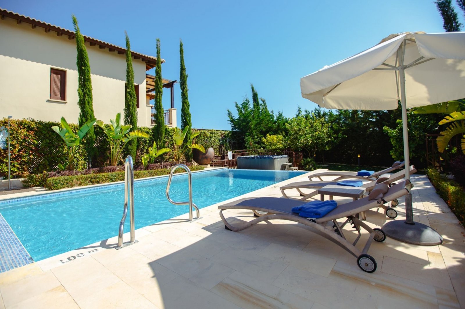Villa for sale in Aphrodite Hills Koukila in Paphos
Beautiful 3 bedroom villa, south-facing site offering fabulous sea views and is just a short strol